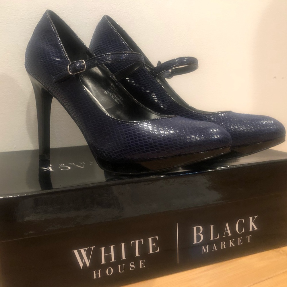 White House Black Market pumps - sz 8 - brand new